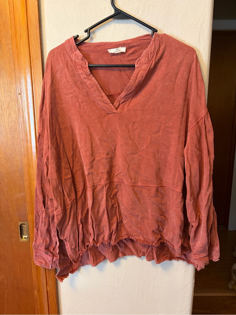 entro Washed Rust Relaxed V-Neck Pullover